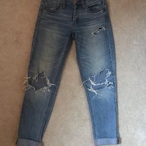 American eagle boyfriend distressed jeans